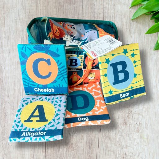 Nuby anyagból készült ábécés kártyák babáknak-ÚJ
