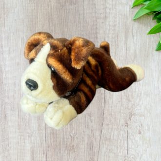 Keel toys hasaló kutya
