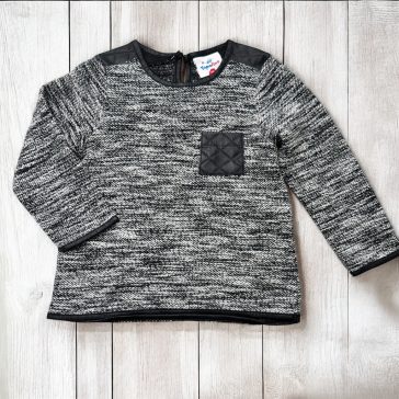 Csinos szürke pulóver 