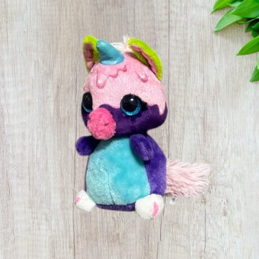 Nici színes unikornis