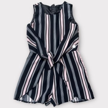 Elegáns csíkos playsuit 