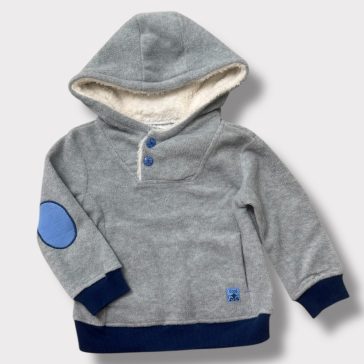 Kapucnis, polár pulóver 