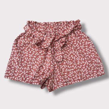 Csinos virágos rövidnadrág 