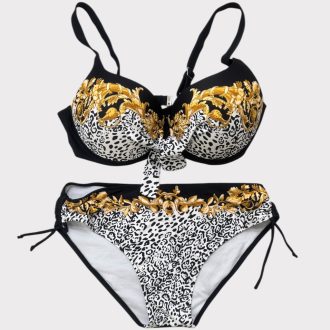 Csinos strasszköves bikini